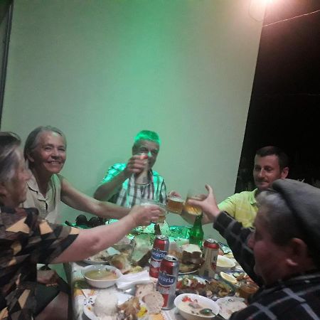 Guesthouse Aleksander Berat Dış mekan fotoğraf