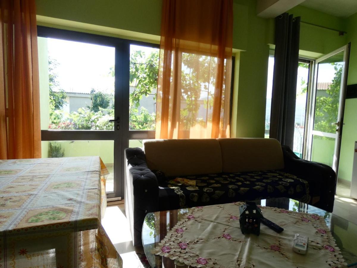 Guesthouse Aleksander Berat Dış mekan fotoğraf