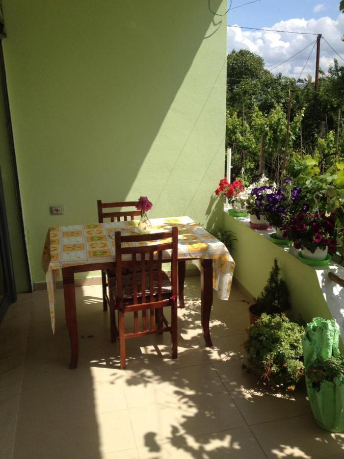 Guesthouse Aleksander Berat Dış mekan fotoğraf